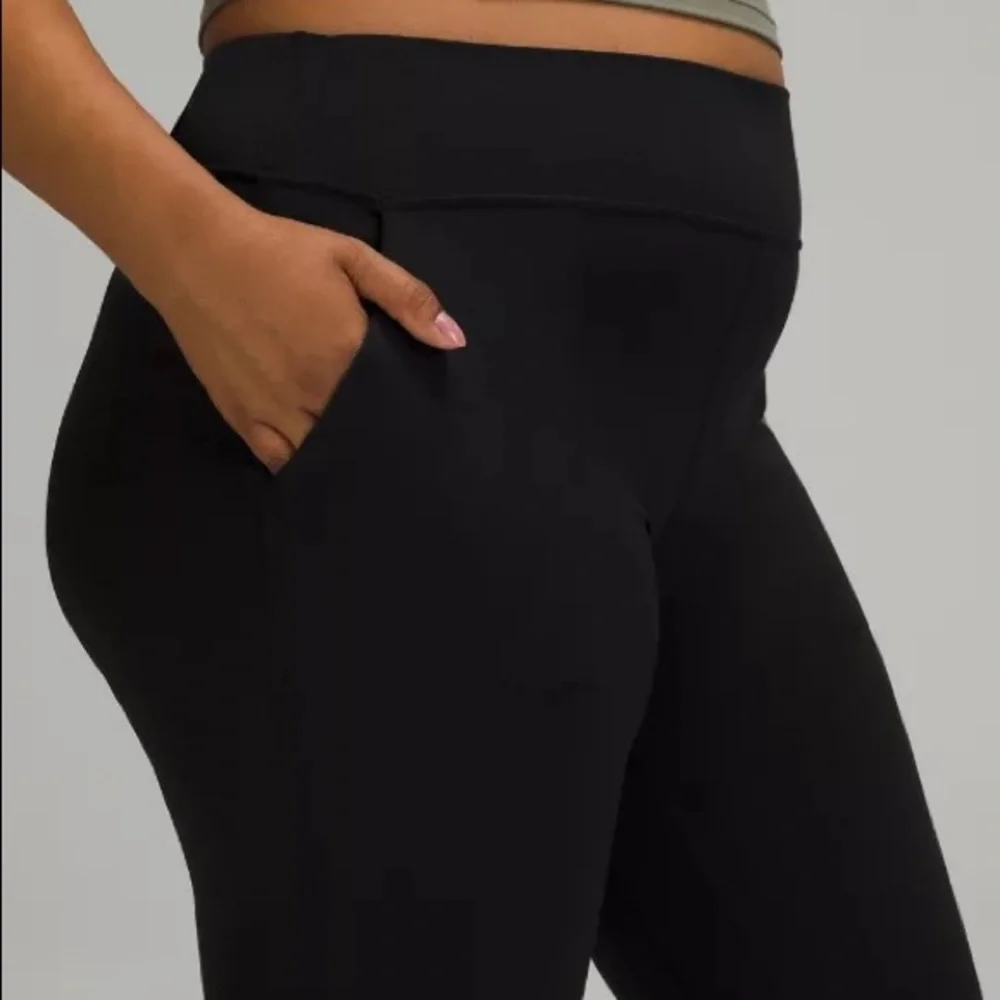 lululemon Align™ Jogger Crop Black Size 12 - Picture 11 of 12
